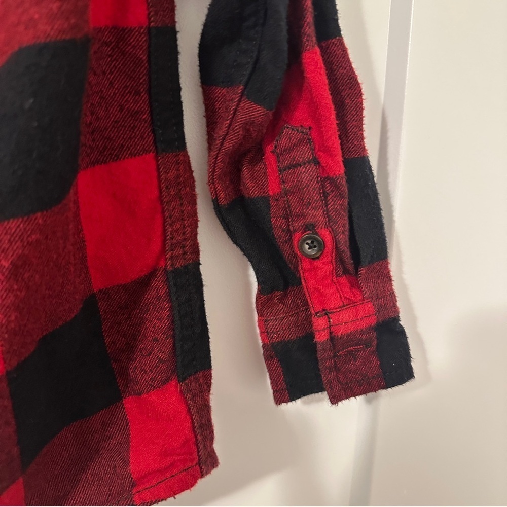 Roots Buffalo Plaid Red and Black Button Down Shirt Size 2T Toddler - Picture 7 of 10